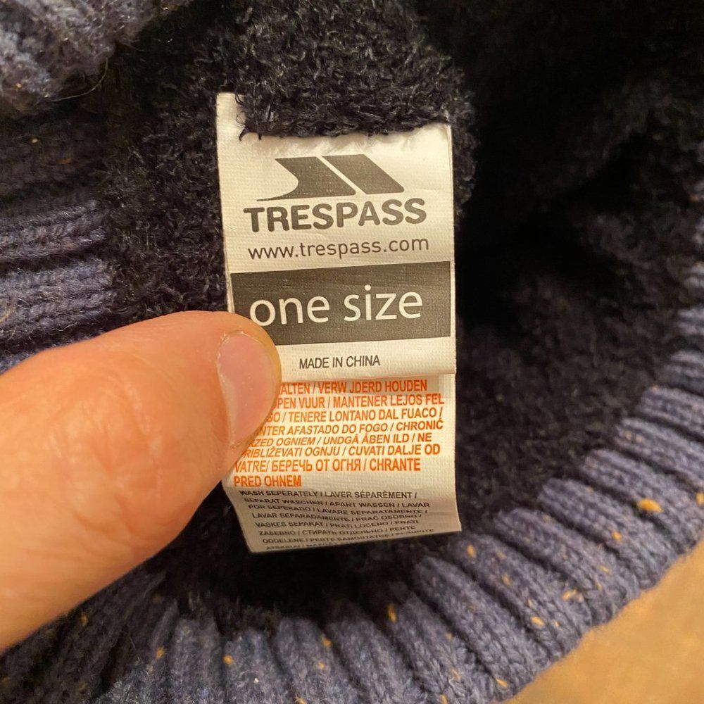 Adult Trespass Mateo Knitted Cuffed Speckled Beanie Hat One Size OS Microfleece - Picture 3 of 3